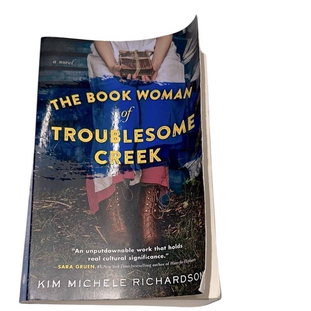 The Book Woman of Troublesome Creek book